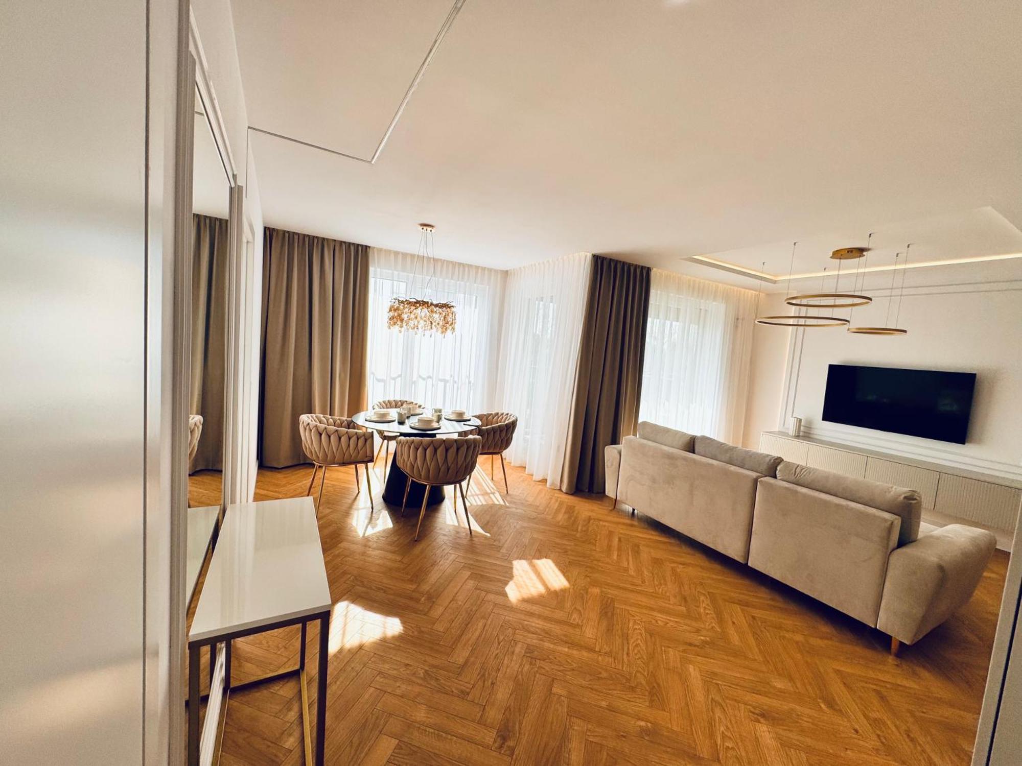 Taupe II Wyjatkowy Apartament W Centrum Lodzi Bagian luar foto